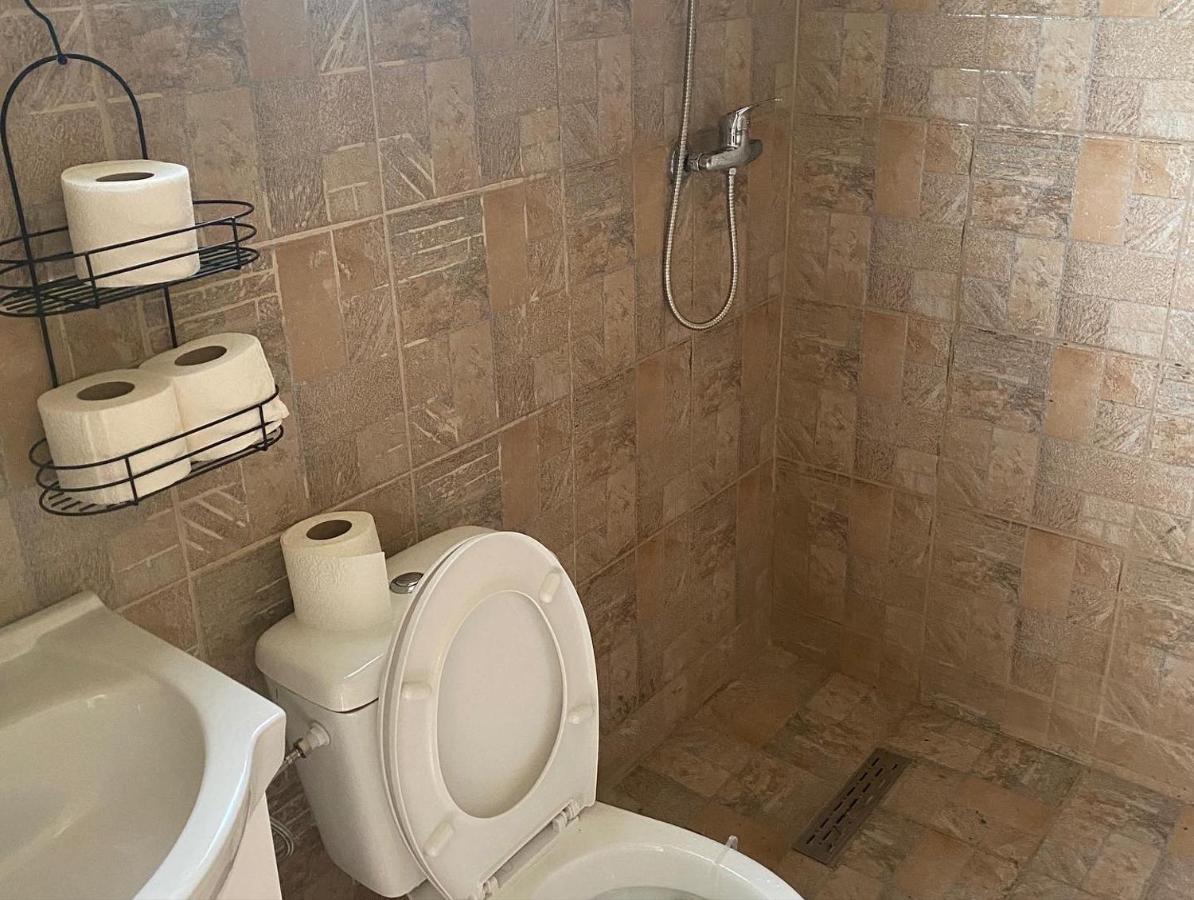 Hotel La Balta Vadu Crisului Esterno foto